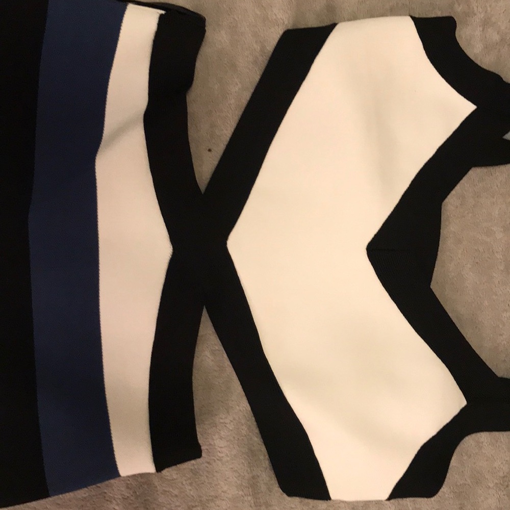 Dress - Picture 4 of 5